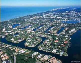 2232 Southwinds Dr, Naples, FL 34102