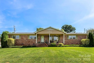 110 Heritage Dr, Kings Mountain, NC 28086