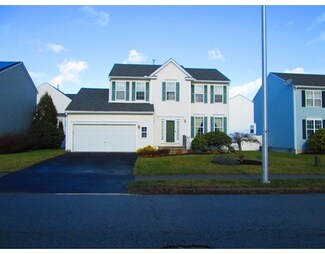 28 Oriental St, Worcester, MA 01605