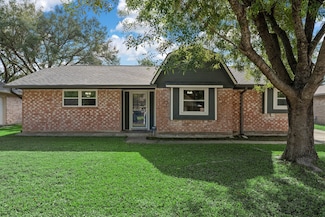 13723 Shirebrook Dr, Sugar Land, TX 77498