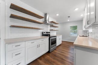 7803 Fondren Rd, Houston, TX 77074