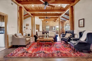 105 Stacia Ln, Kingsland, TX 78639