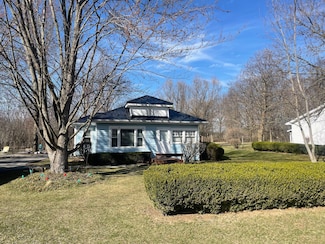 694 Powers Ave, Lima, OH 45801