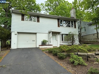 601 Ridgeland Terrace, Leonia, NJ 07605