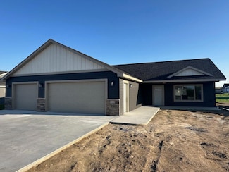 212 Woolgrass Way, Avon, MN 56310