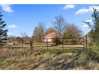 334 Glenmont Rd, River Falls, WI 54022