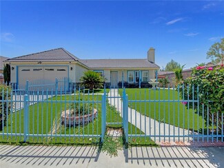 1610 W Newgrove St, Lancaster, CA 93534