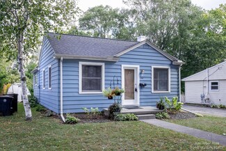 110 Fairview Dr, Ann Arbor, MI 48103