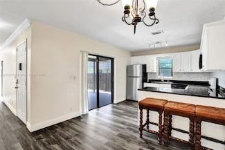 2560 NW 99th Ave, Coral Springs, FL 33065