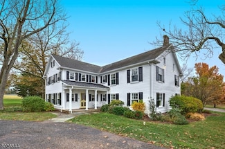 1815 Burnt Mills Rd, Bedminster, NJ 07921