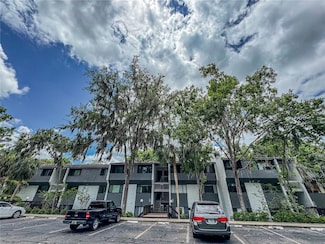 2710 SW 14th Dr, Gainesville, FL 32608