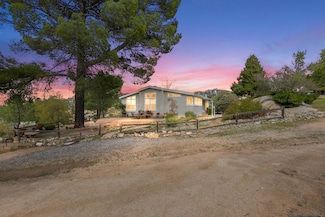 42550 Hall Rd, Hemet, CA 92544