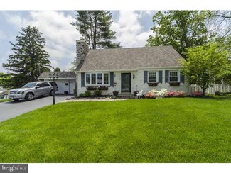 8 Woodland Ave, Paoli, PA 19301