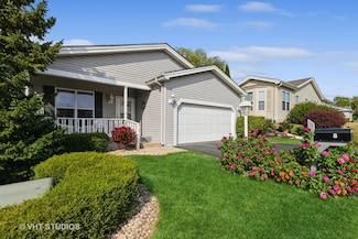 8 Suffolk Way, Grayslake, IL 60030