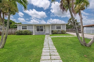 610 Snowden Dr, Lake Worth, FL 33461