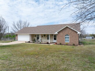 21432 Jake Smith Rd, Spiro, OK 74959