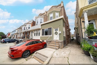272 Armstrong Ave, Jersey City, NJ 07305
