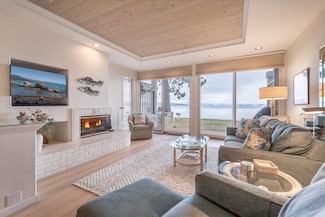 8000 N Lake Blvd Unit Lakefront 4, Kings Beach, CA 96143