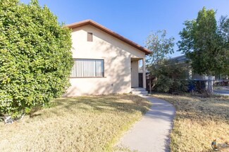 327 C St, Brawley, CA 92227