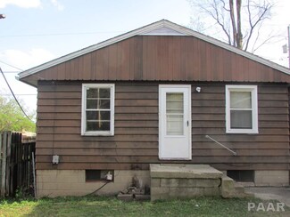 2709 W Lincoln Ave, Peoria, IL 61605