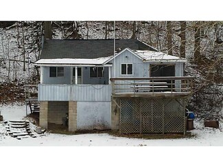 159 Seybertown Rd, East Brady, PA 16028