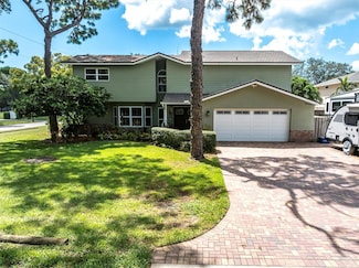 9800 E Bay St, Seminole, FL 33776