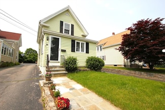 75 Wachusett St, Franklin, MA 02038