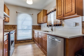 1721 Dell Oak Dr, Garland, TX 75040