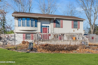 1090 Dove St, Toms River, NJ 08753