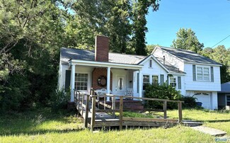 202 Dogwood Dr, Attalla, AL 35954