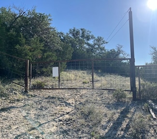 3895 County Road 389, Camp Wood, TX 78833