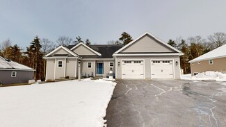 28 Dolphin Ave, Old Orchard Beach, ME 04064