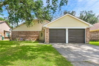 420 Drury Ln, Slidell, LA 70460