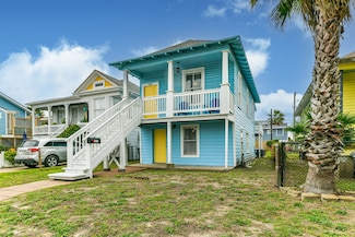 1309 Ursuline St, Galveston, TX 77550