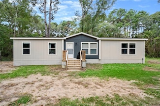 5356 Pine Valley Dr, Navasota, TX 77868