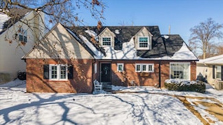 20 Sweetbriar Ln, Saint Louis, MO 63122