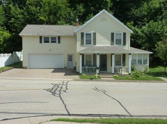 115 N Main St, Potosi, WI 53820