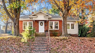 118 Bruce St, Greensboro, NC 27403