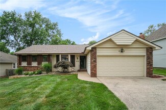 9752 Melrose Dr, Overland Park, KS 66214