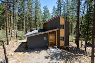 78 Homestead Rd, Winthrop, WA 98862