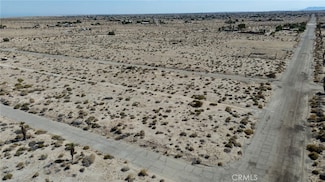 1383 Elmwood Ave, Salton City, CA 92274