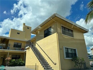 322 Harding St Unit 201B, Hollywood, FL 33019