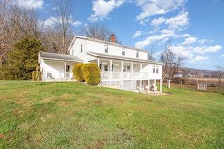 30870 Jug Run Rd, Frazeysburg, OH 43822