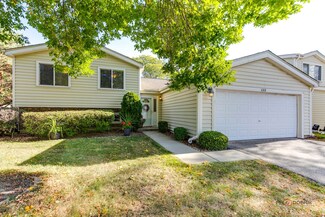 668 Claridge Cir Unit 104, Hoffman Estates, IL 60169