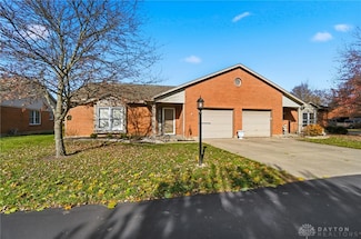 704 Terrace Ct, Trenton, OH 45067