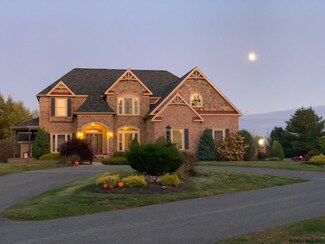 2042 W Old State Rd, Altamont, NY 12009