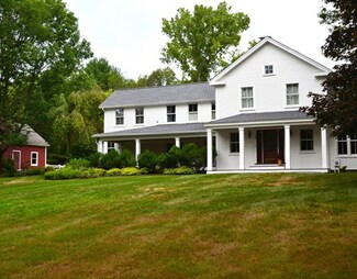 376 Westford St, Carlisle, MA 01741