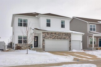 2613 13th Ave SE, Altoona, IA 50009