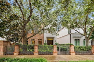 1126 Lake Pointe Pkwy, Sugar Land, TX 77478