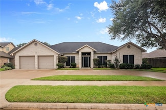 204 Crosswind Dr, Victoria, TX 77904